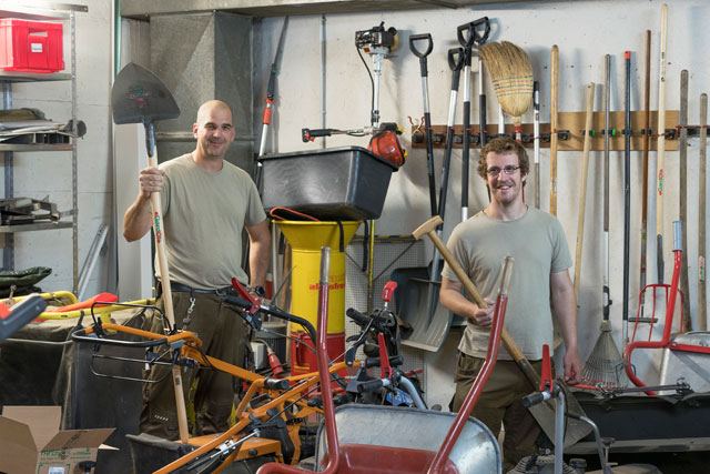 Mitarbeiter in der Werkstatt